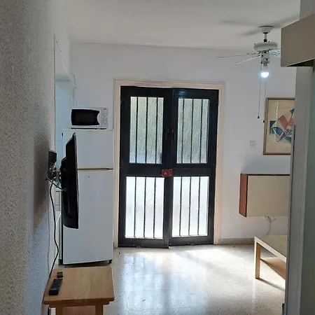 30meters From The Sea In Larnaca *