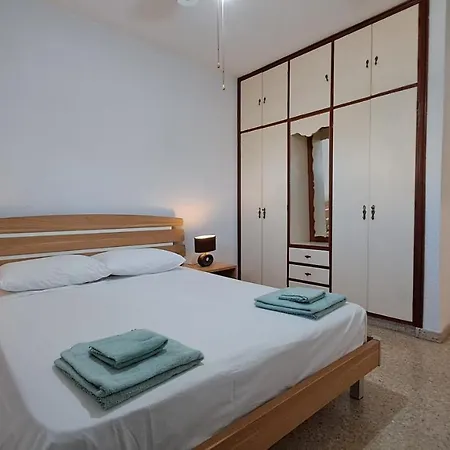 Lejlighed Seaside 2br 30m From Sea & Free Parking Oroklini