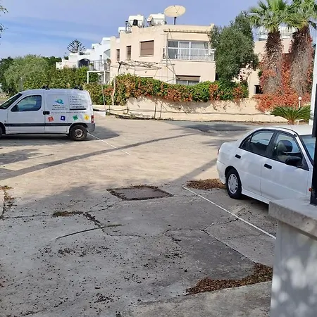 30meters From The Sea In Larnaca Apartment *
