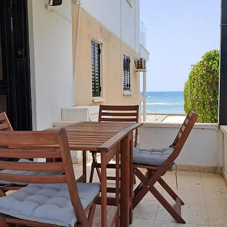 Apartment 30meters From The Sea In Larnaca *