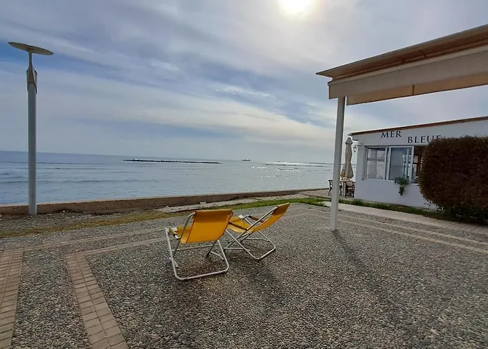 Seaside 2br 30m From Sea & Free Parking