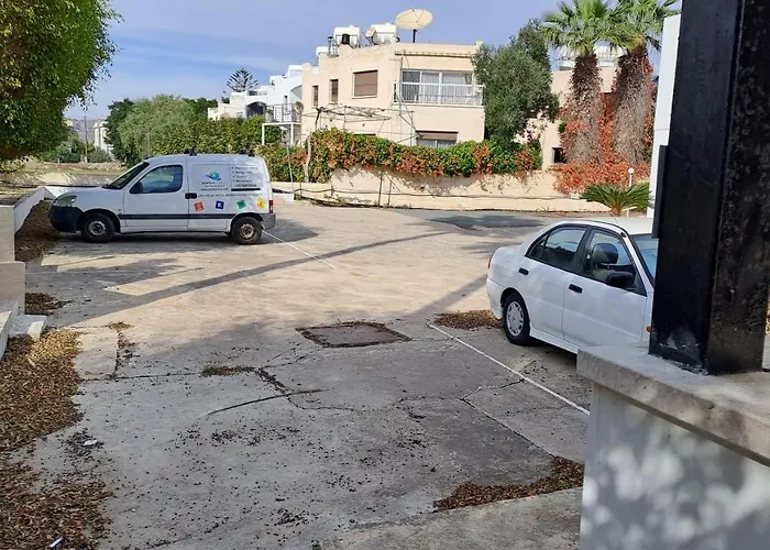 Seaside 2br 30m From Sea & Free Parking Apartament *